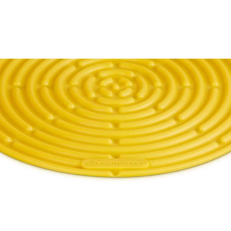 Le Creuset Silicone Round Cool Tool Nectar